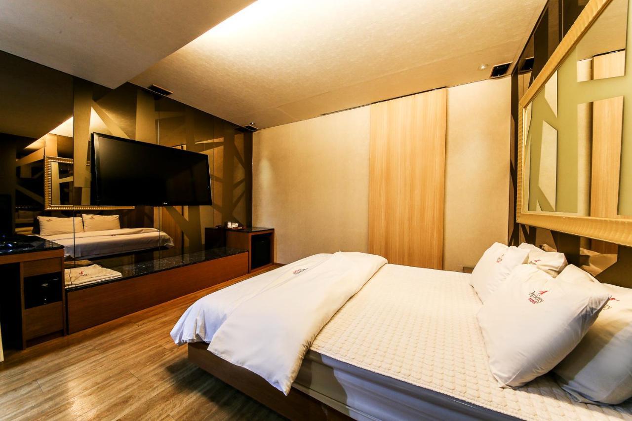 Gyeongju Arrietty Motel Exterior foto