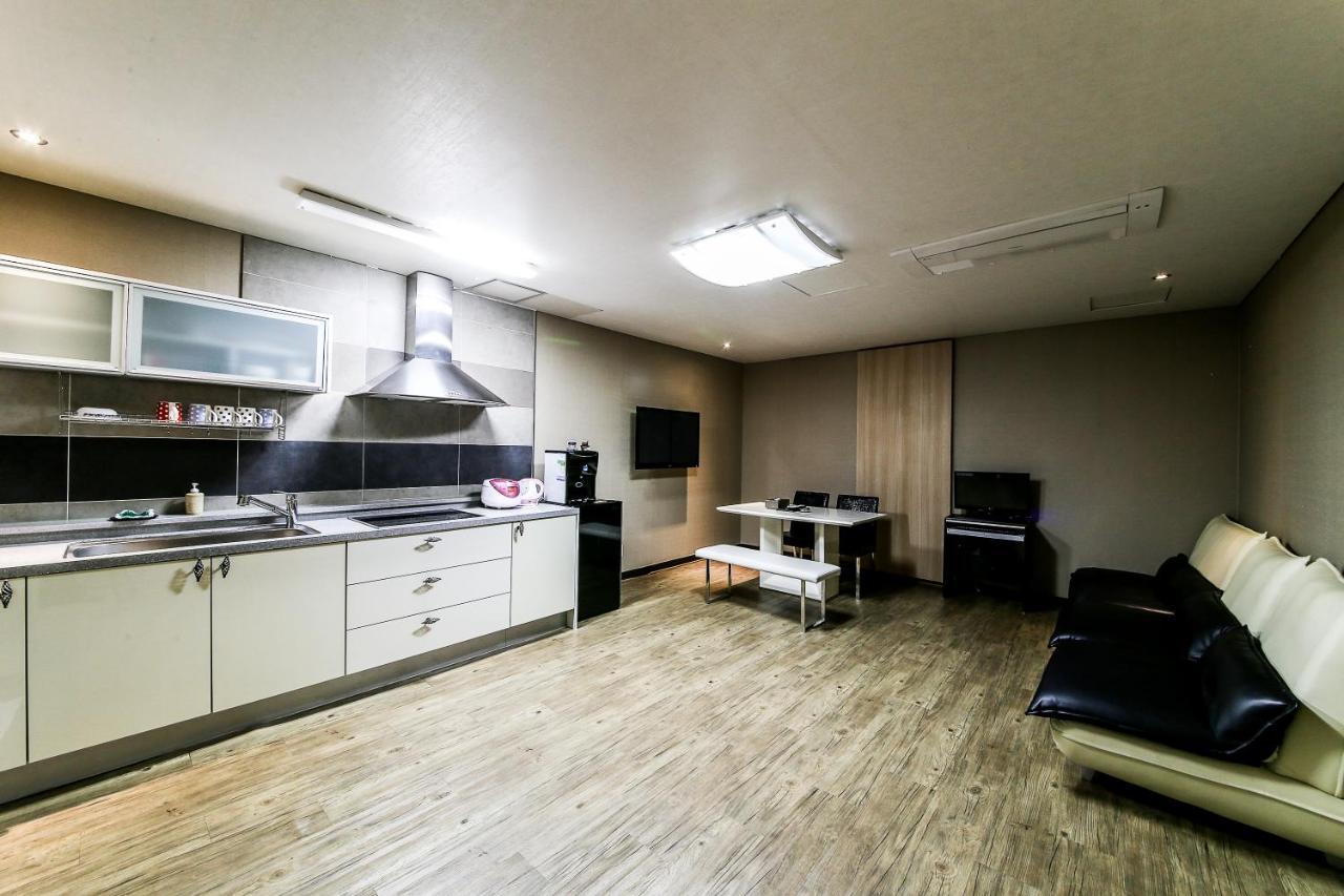 Gyeongju Arrietty Motel Exterior foto